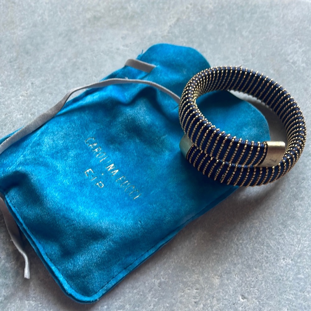 Carolina Bucci x E.I.P Bracelet in dark blue with gold